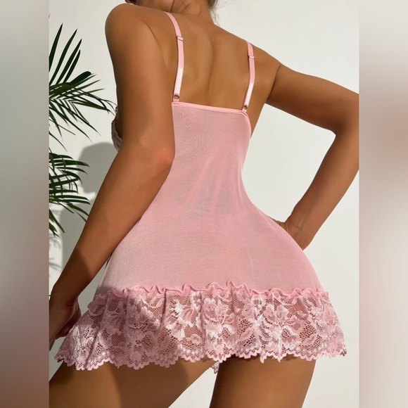 Contrast Lace with Thong - Picture 4 of 7